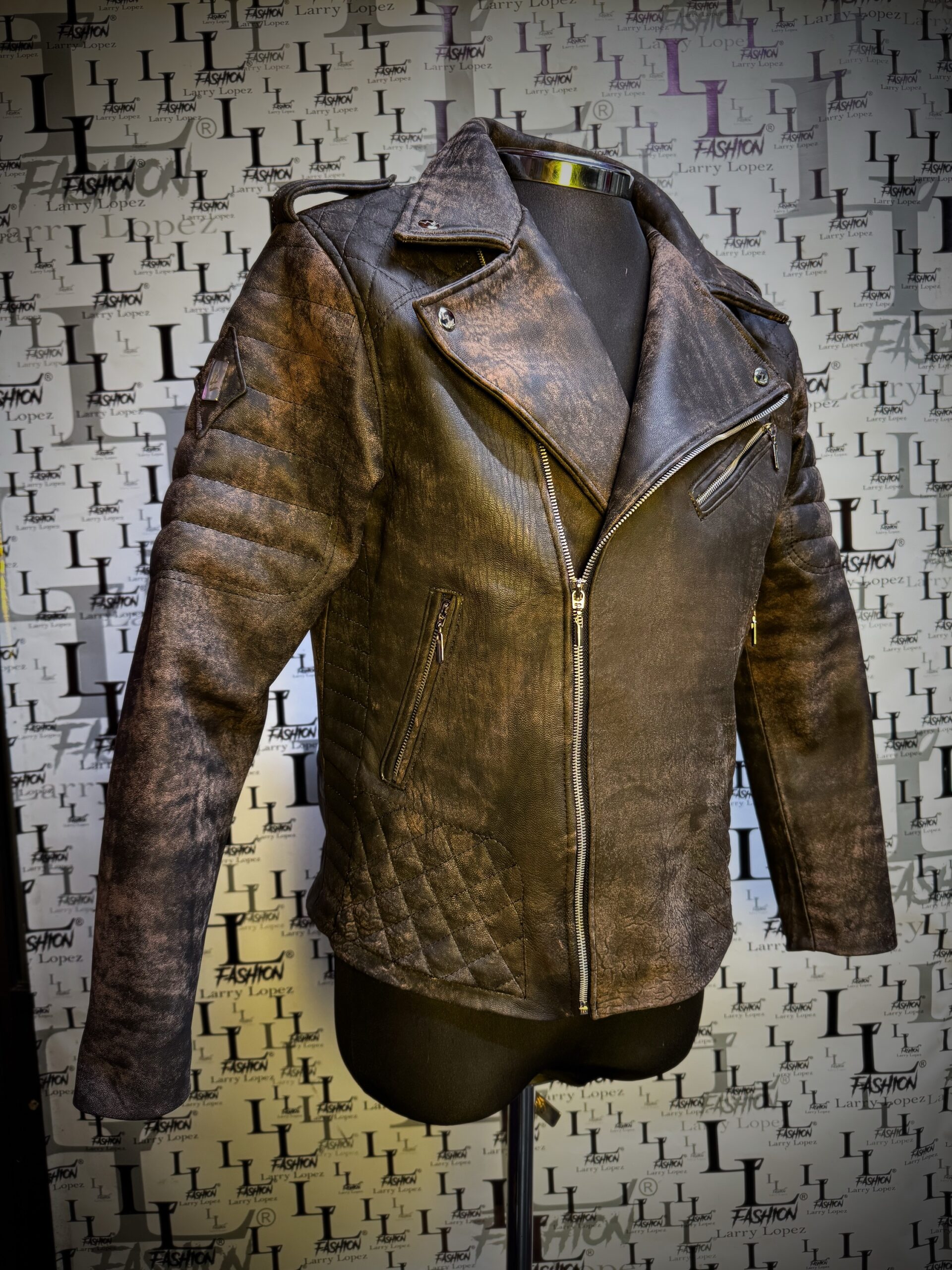 234fc9e5-11e6-41d3-aa28-eaaef07abc45-2